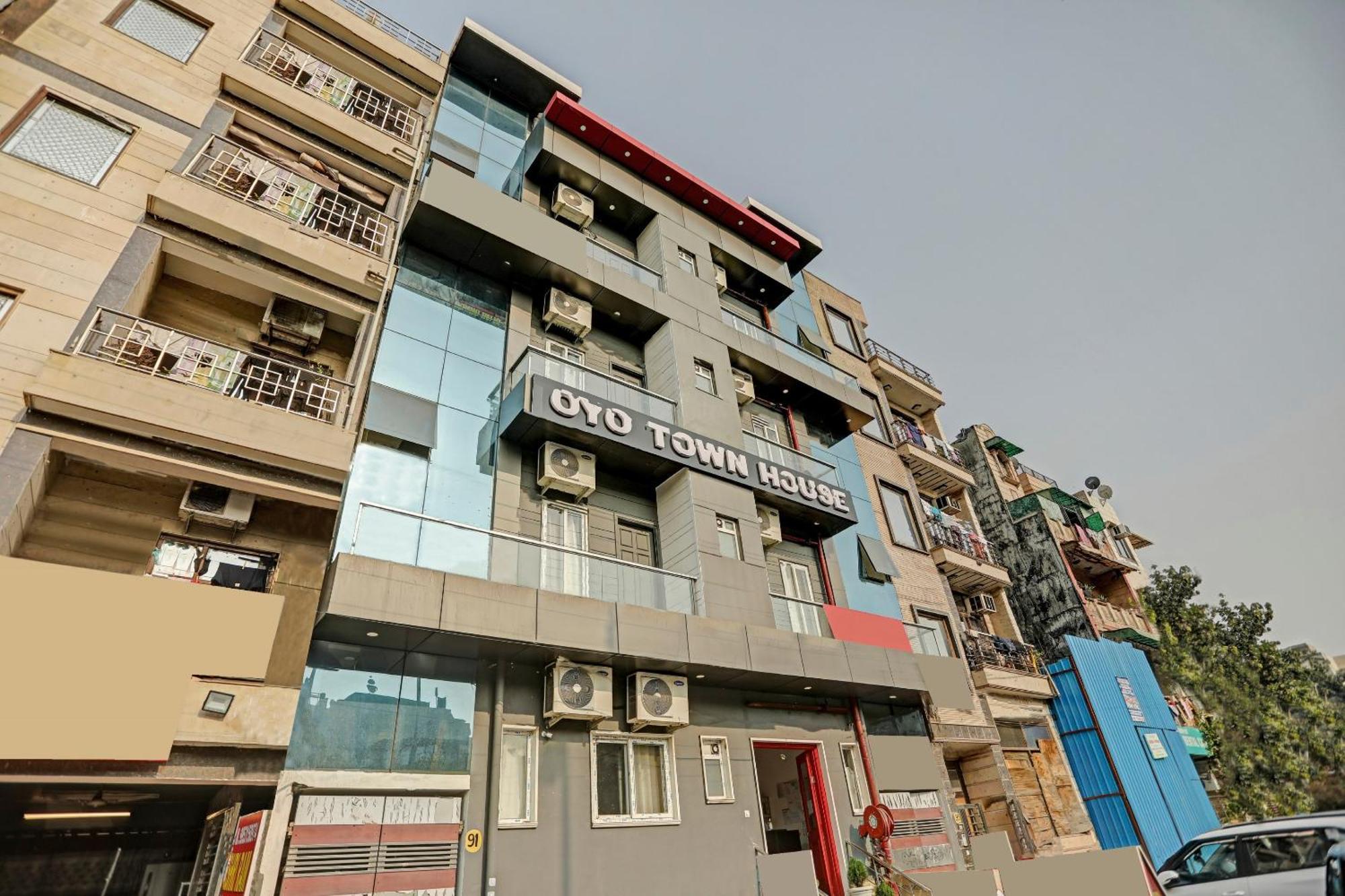 德里 Super Townhouse Mannat Rohini 16酒店 外观 照片