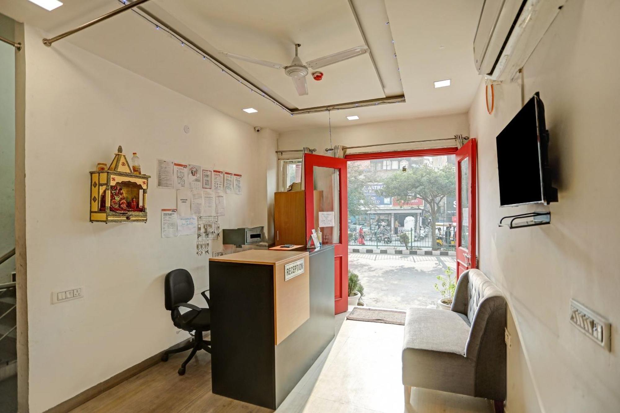 德里 Super Townhouse Mannat Rohini 16酒店 外观 照片